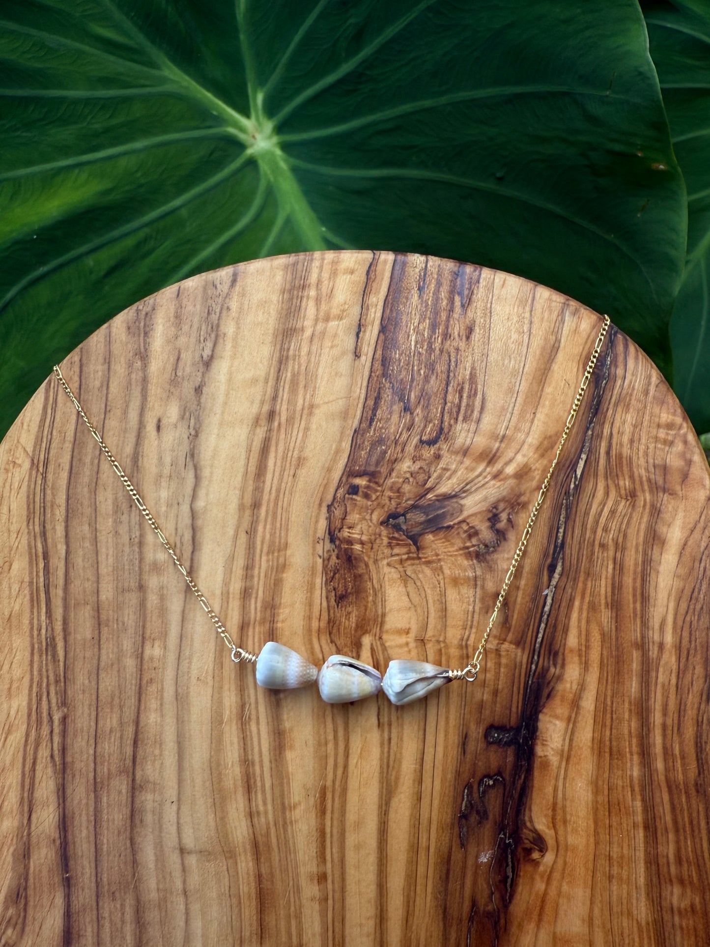 Olive-Green Cone Bar Necklace