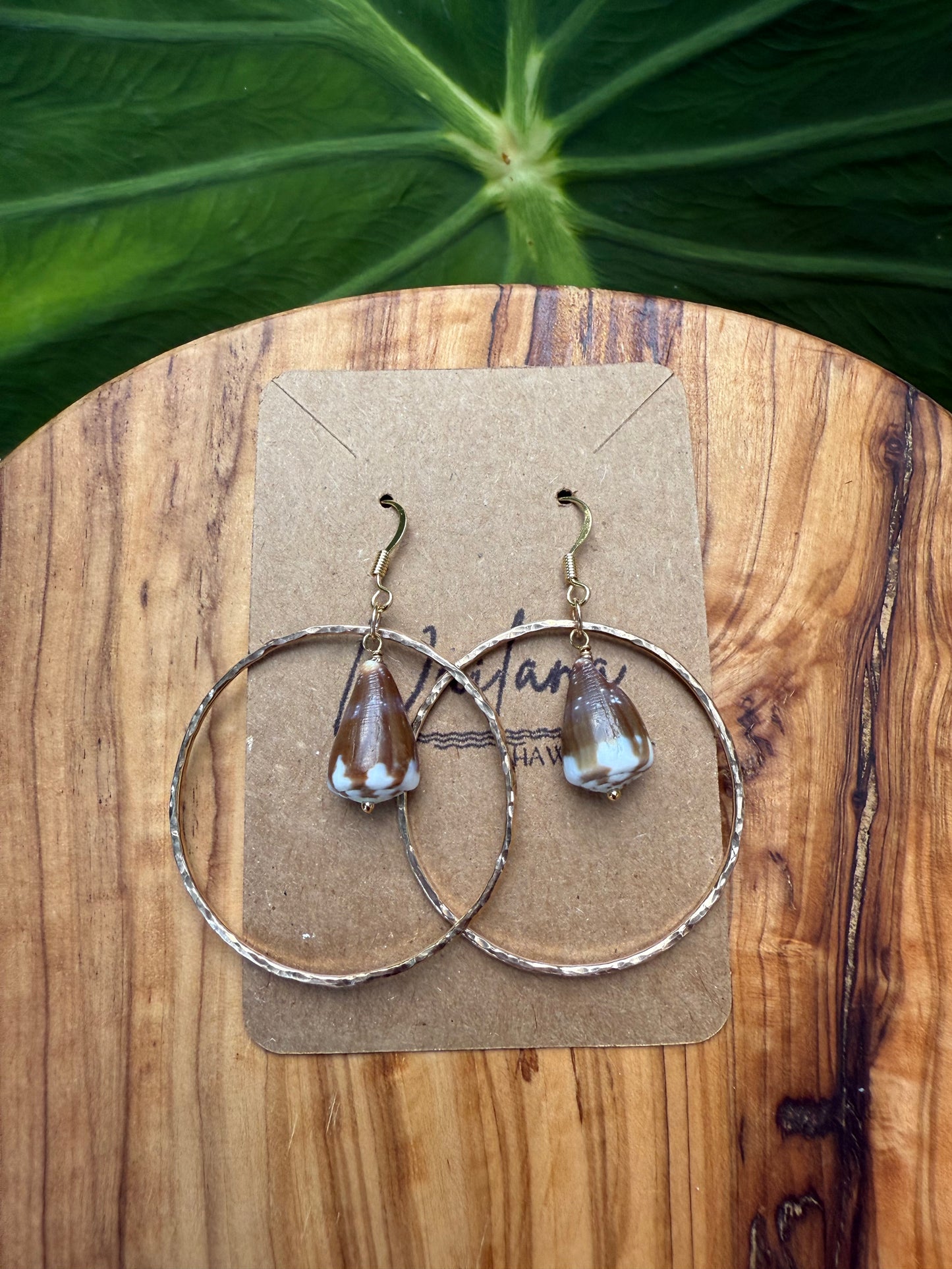 ~Hawaiian Rat Cone Hoop Earrings